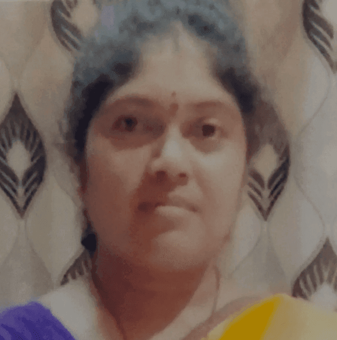 वर्षा संपत कुमरे 
